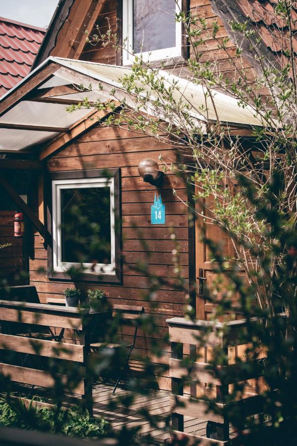 Pod Cyprysami - Surf & Family Resort Jastarnia Buitenkant foto
