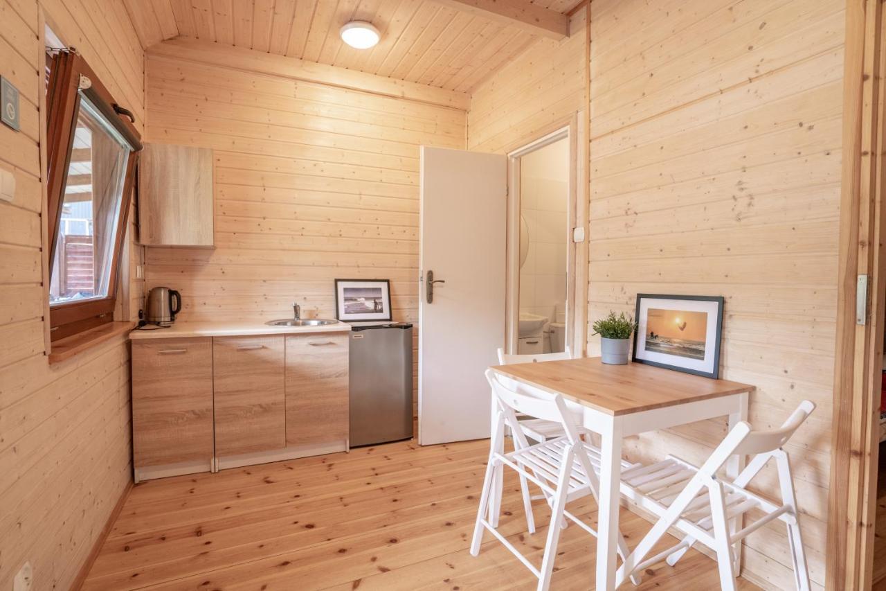 Pod Cyprysami - Surf & Family Resort Jastarnia Buitenkant foto